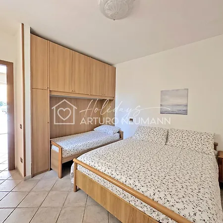 631 - Bilocale Al Piano Terra A Centro E Sul Mare, Climatizzato - Inclusa *