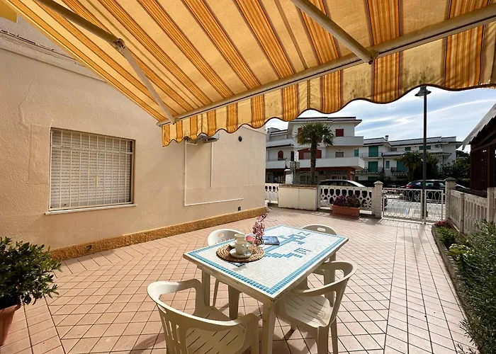 631 - Bilocale Al Piano Terra A Centro E Sul Mare, Climatizzato - Inclusa Daire